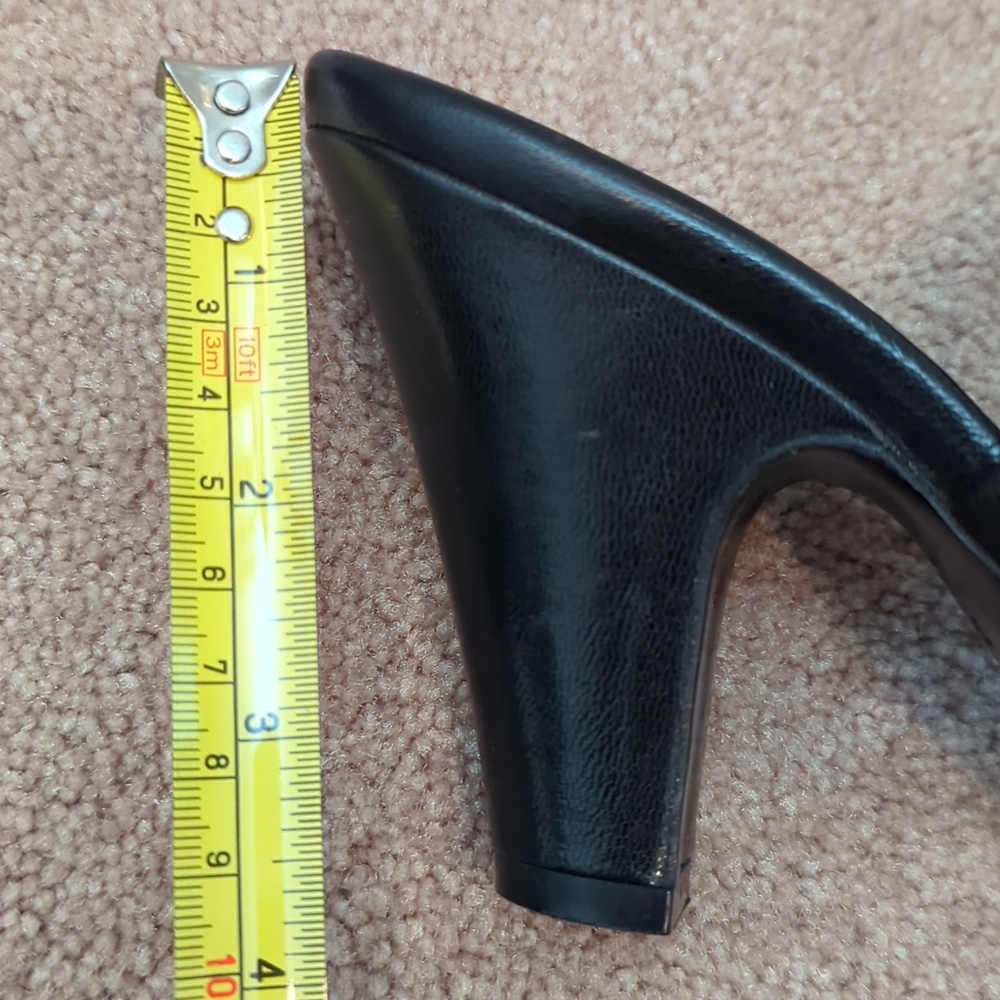Marc Jacobs Peep Toe Leather Heels Size 8.5-9 USA or 39 EU - Picture 11 of 11